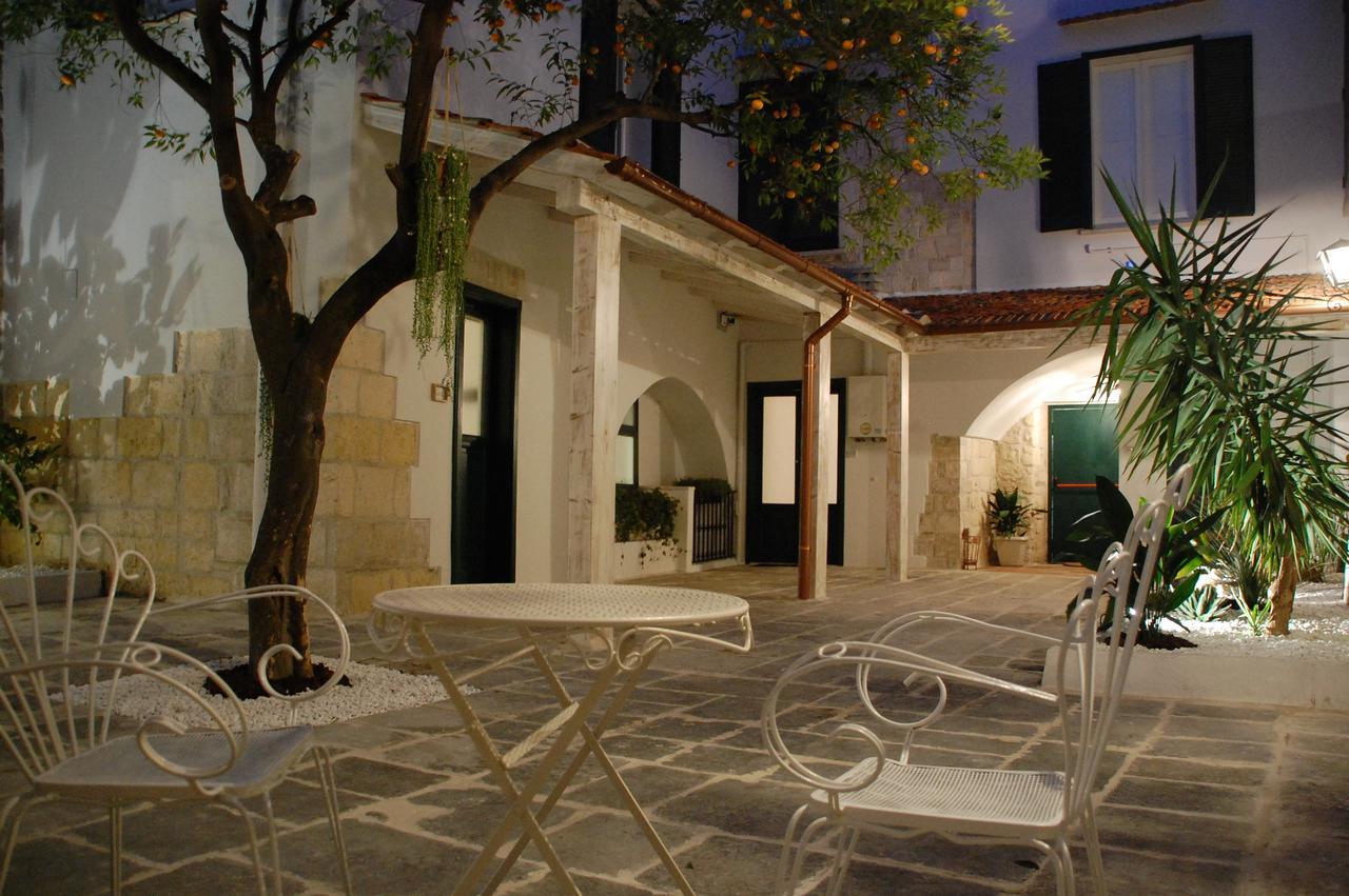 Palazzo Bianchi Domus Holidays Trani Ngoại thất bức ảnh